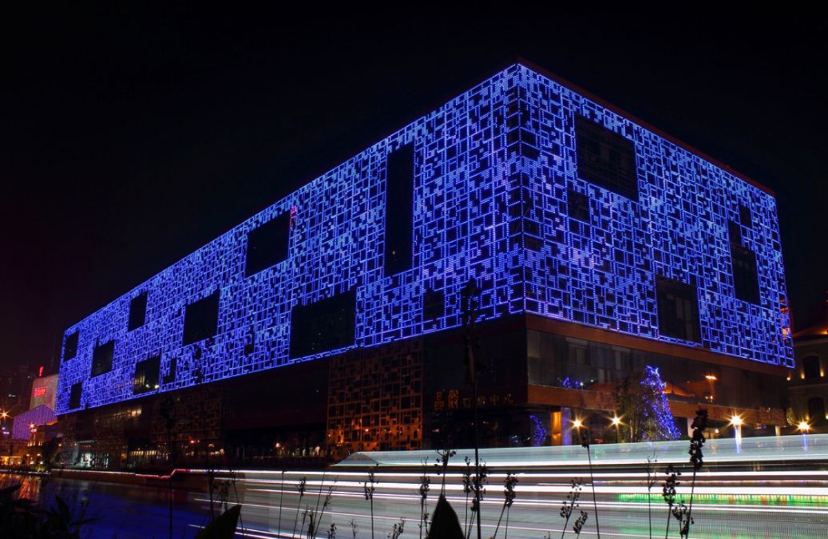 Han Street night lights