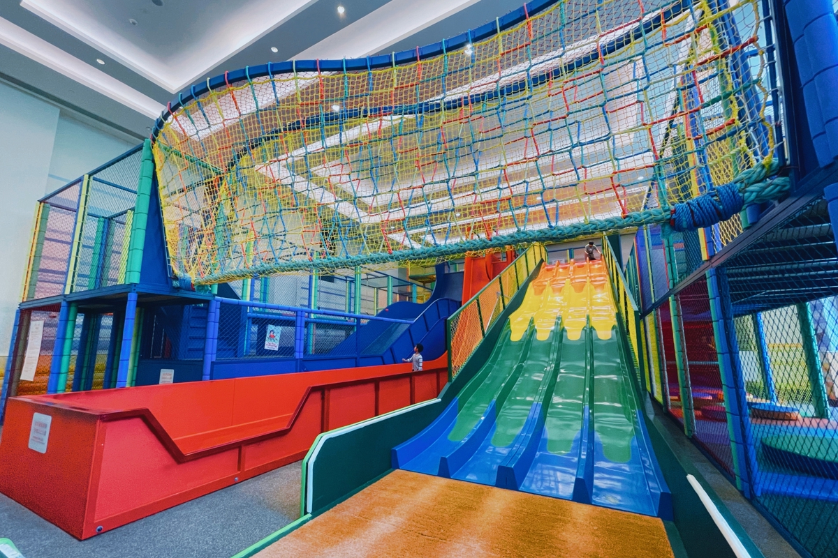 Kids adventure zone entrance