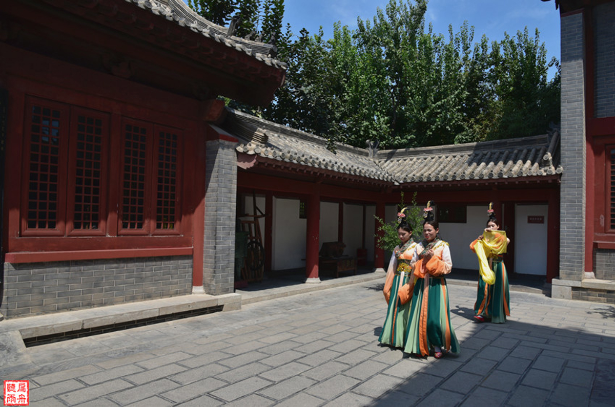 Courtyard Architecture
