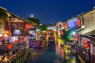 Shantang Street Bai Juyi Dock Boat Ride