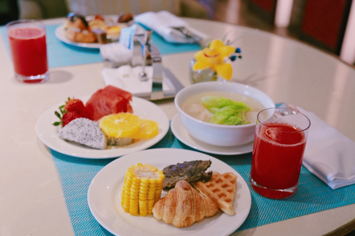 Ocean and garden views