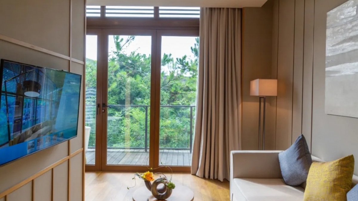 Qiu Shan Ju garden view