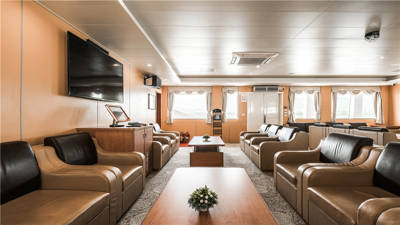 Xiangjiang River Cruise