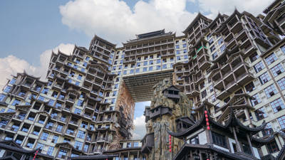 Zhangjiajie Qishier Qilou (Seventy-Two Wonders Towers)