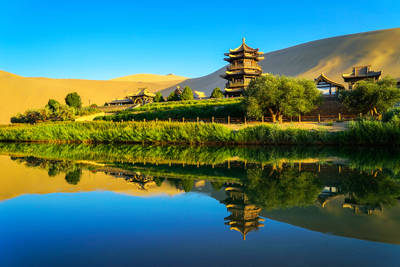 Mingsha Mountain & Crescent Lake