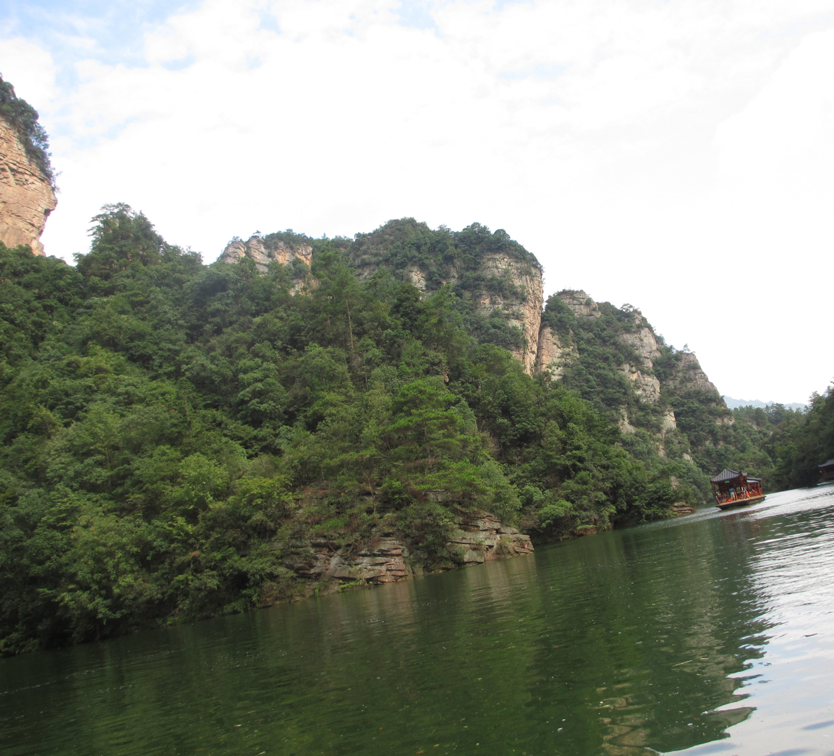 Baofeng Lake landscape