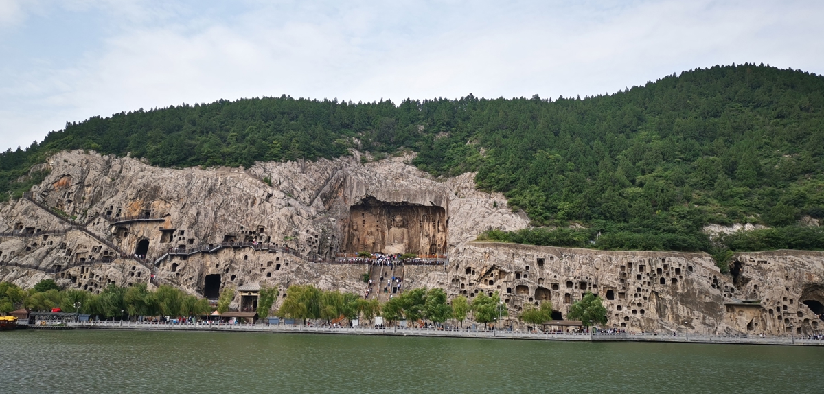 Longmen Grottoes Panorama