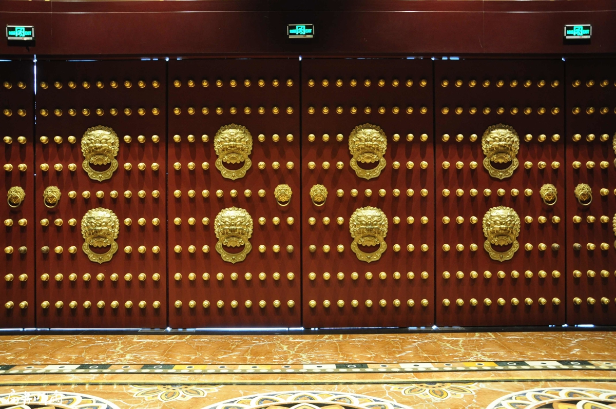 City view from grottoes