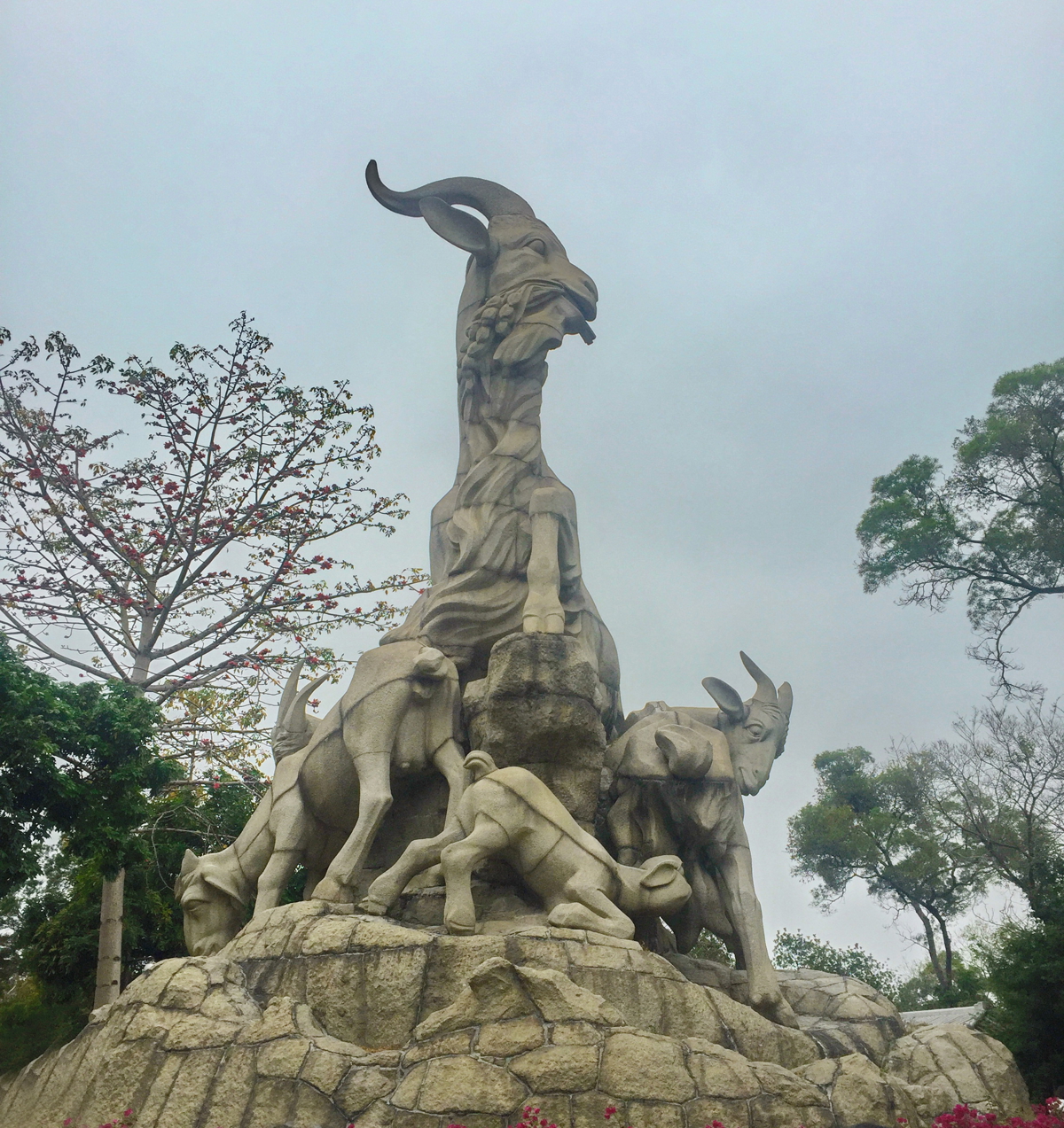 Yuexiu Park entrance