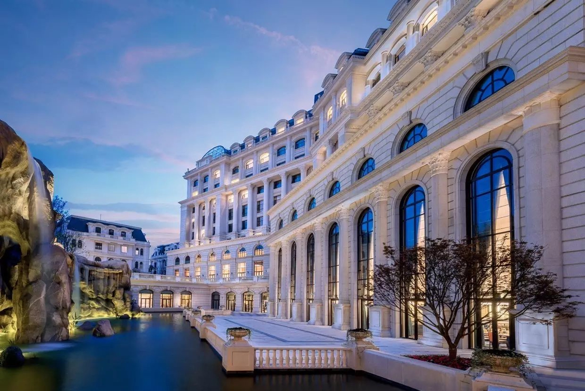 Sofitel Shanghai Hongqiao Hotel Exterior