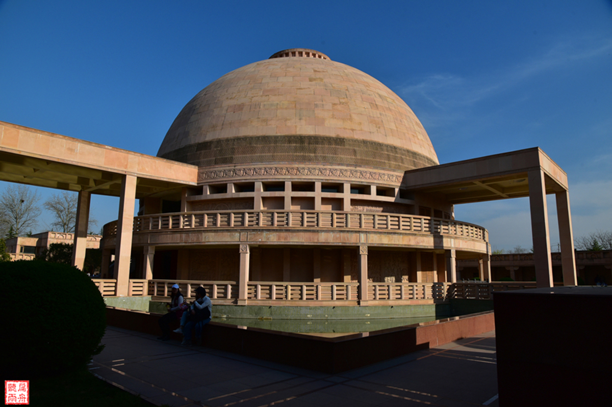 Thai architectural details