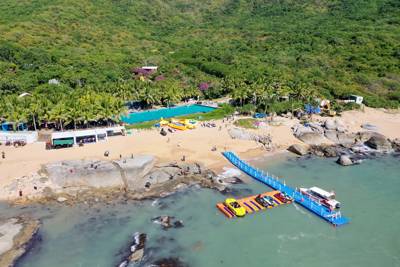 Xiaoyue Bay Marine Entertainment Center at Nanshan Daxiaodongtian