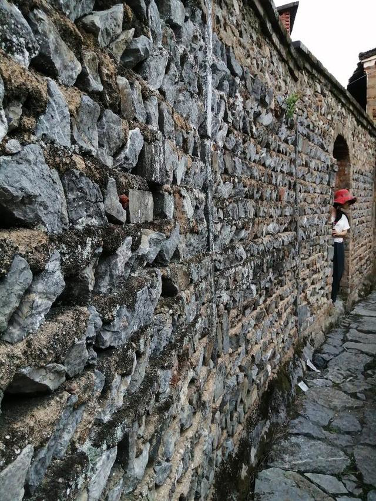 Stone wall architecture