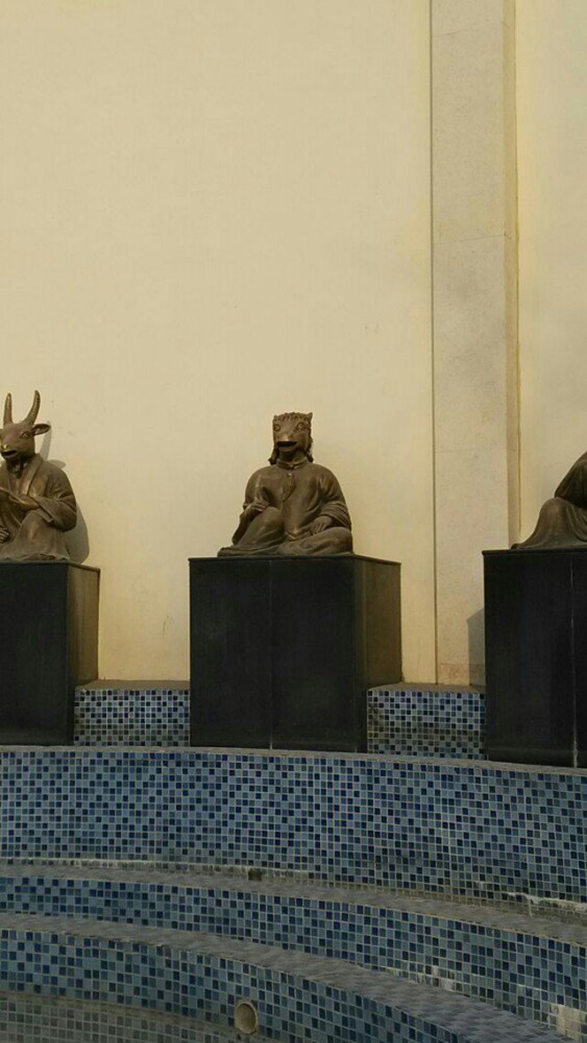 Yuanmingyuan entrance