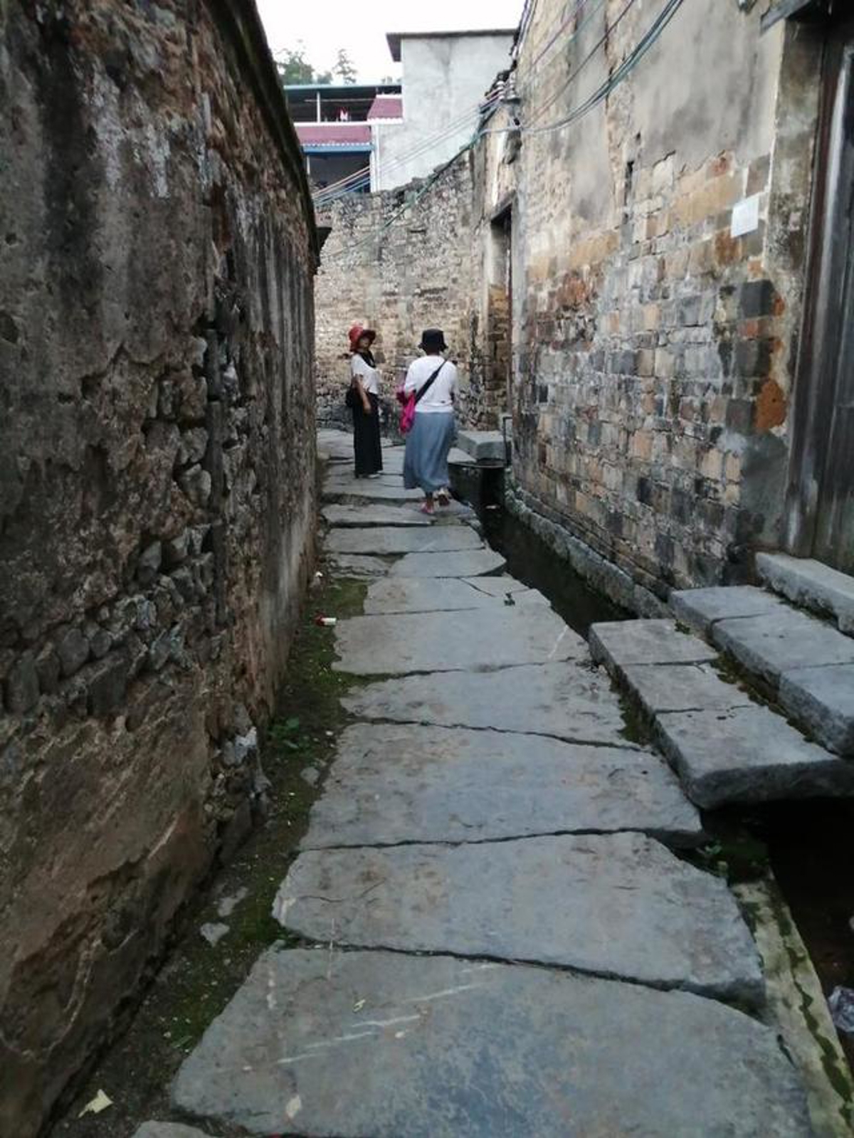 Stone drainage channel