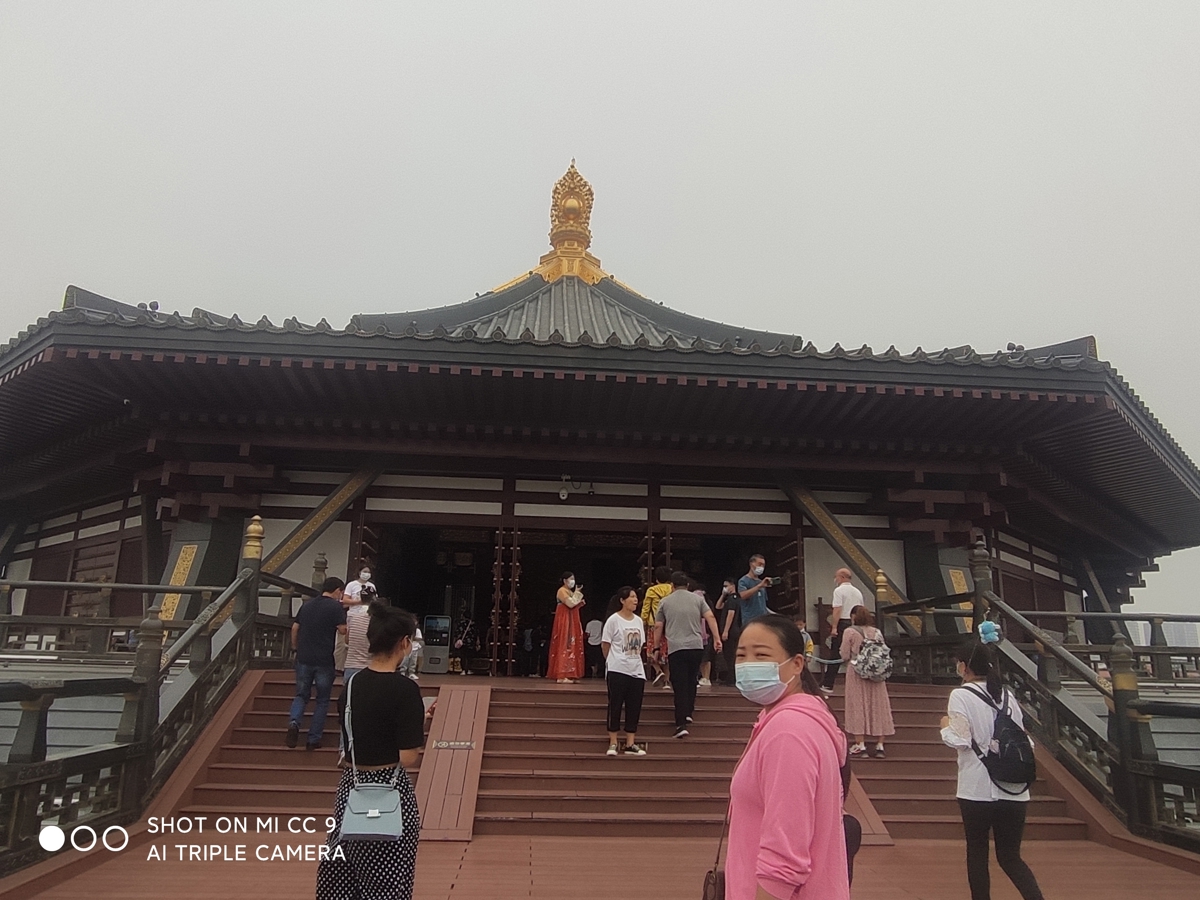 Mingtang Hall interior