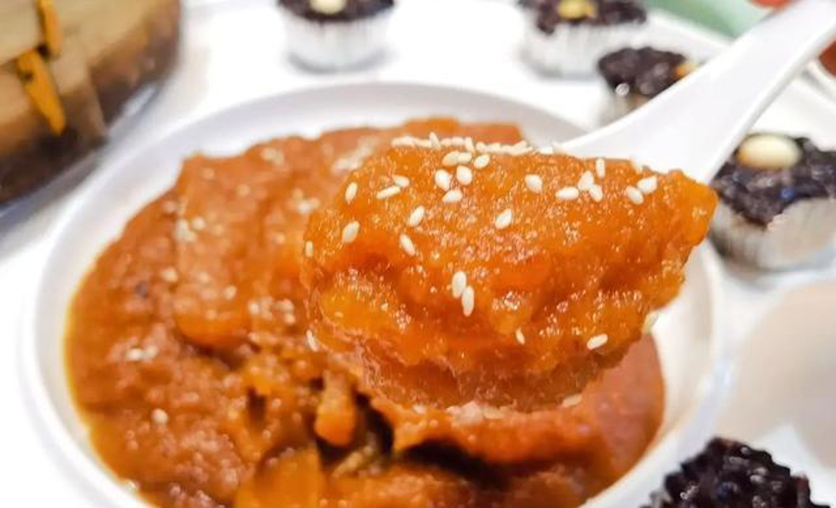 Carp with baked noodles