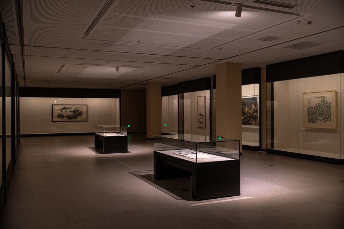 Gallery interior
