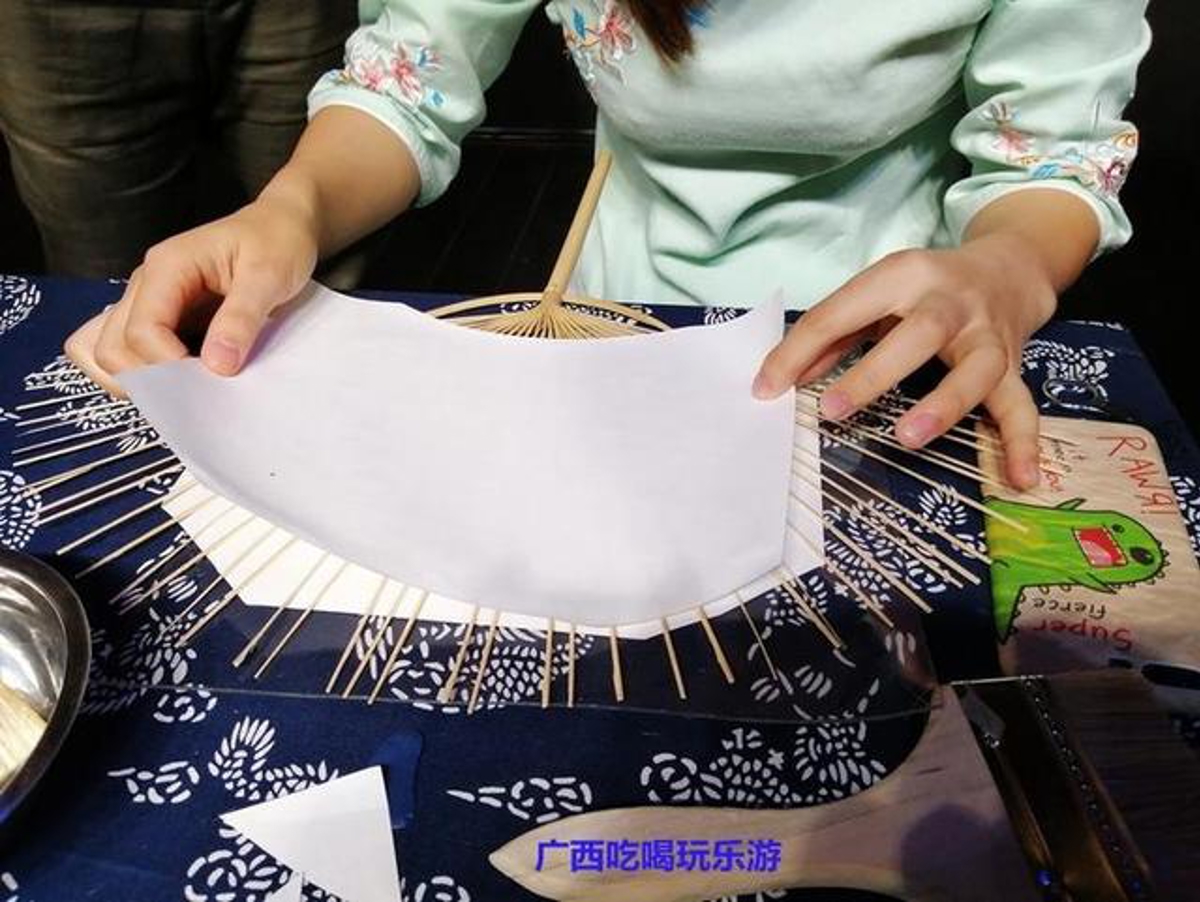 Applying backing paper