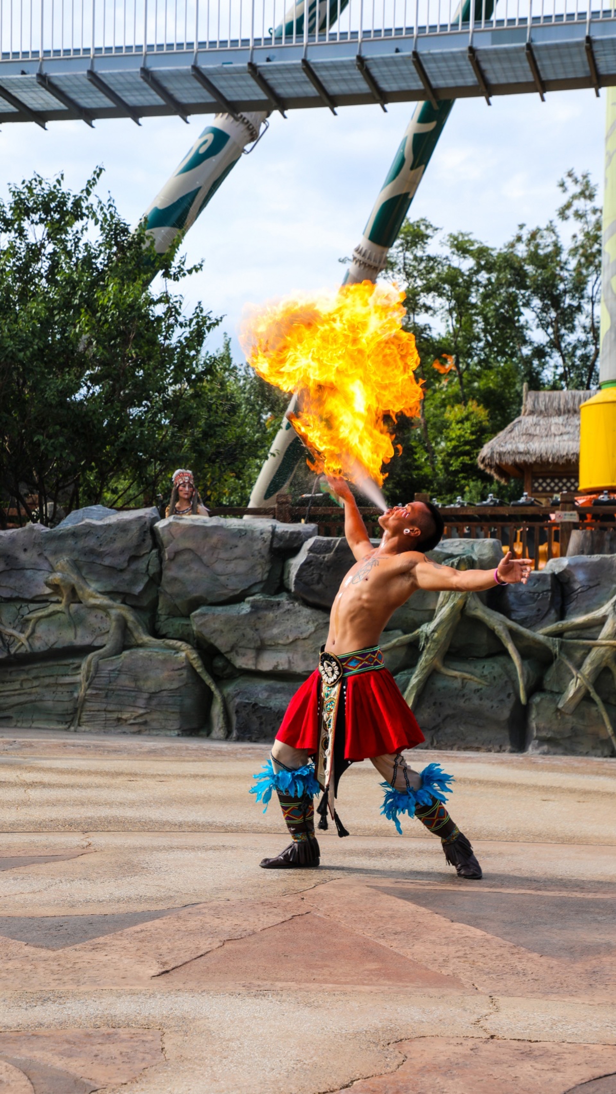 Happy World entrance