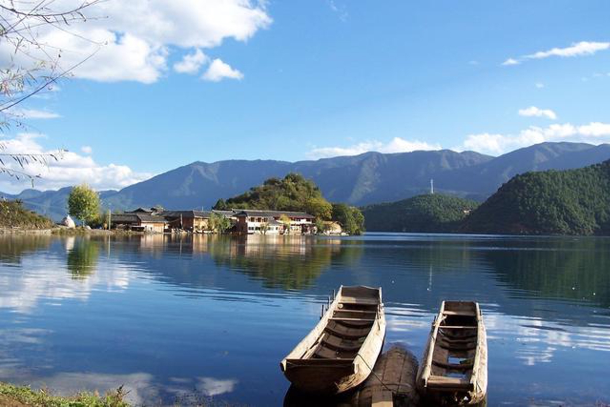 Lugu Lake scenery 2