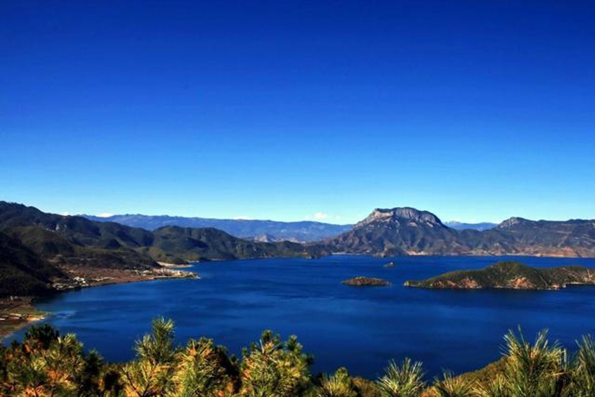 Lugu Lake scenery 3