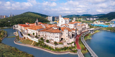 Hua Yi Brothers (Changsha) Movie Town