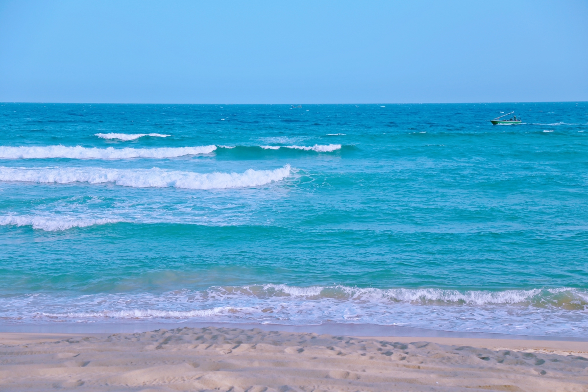 Tropical resort pathways