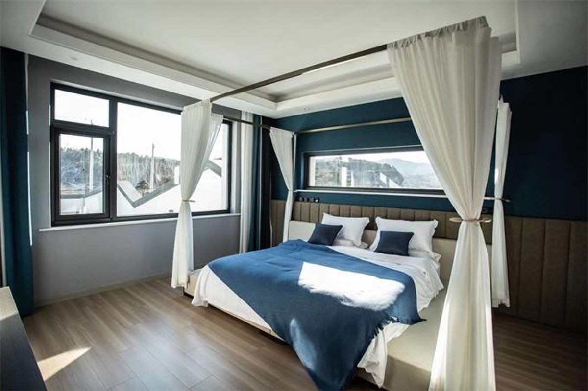 Room with natural light