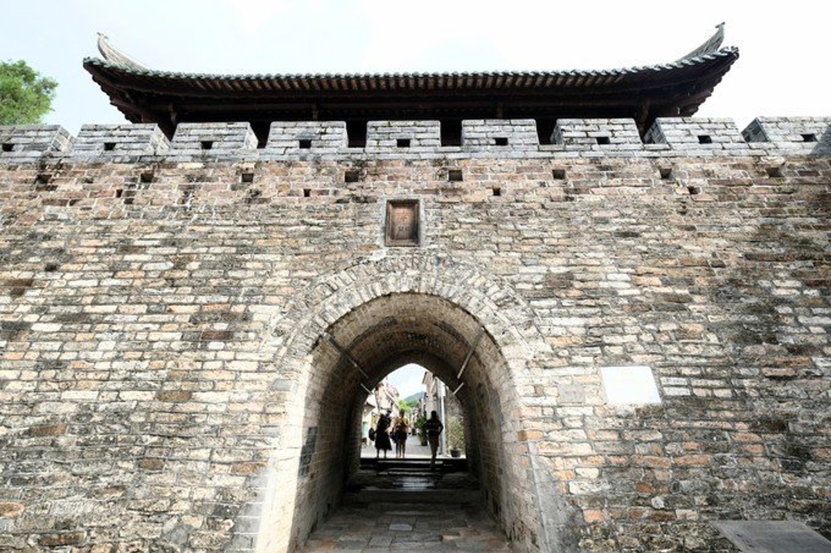 Dapeng Fortress entrance