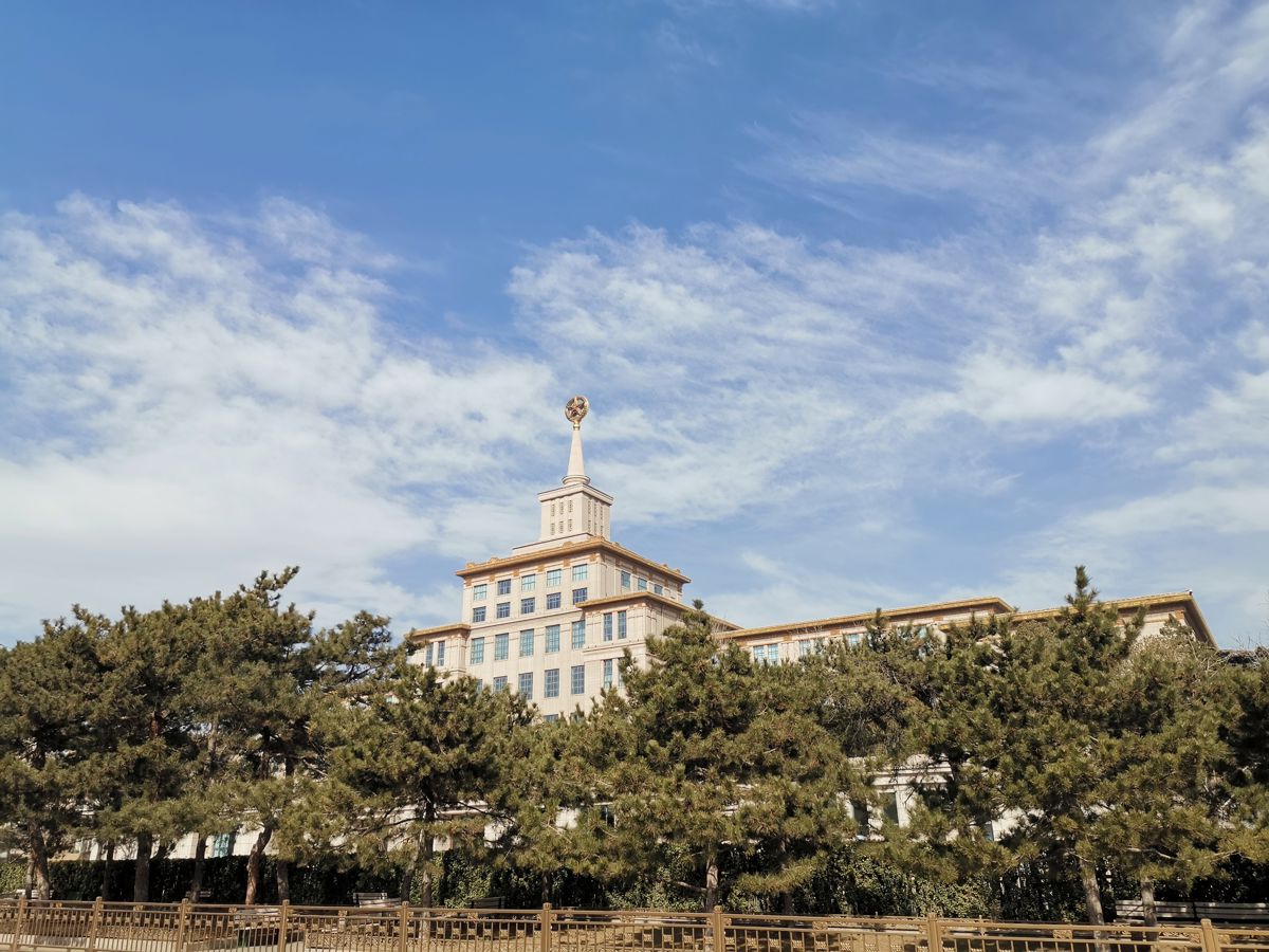 Beijing: A Family Visit to China's Military History Museum (1 Day)