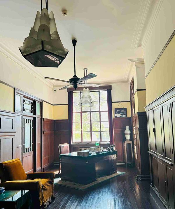 Presidential Palace & Nanjing Museum History Day Tour