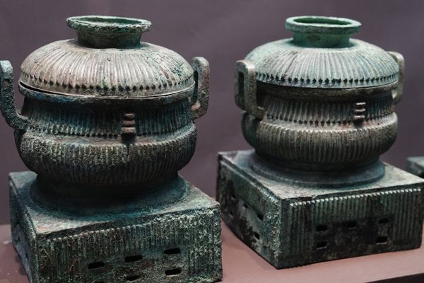 Yellow River Scenery & Yanhuang Culture Day Tour