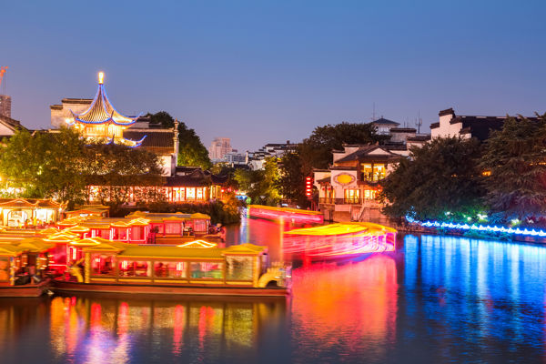 Confucius Temple & Qinhuai River Cultural Day Trip