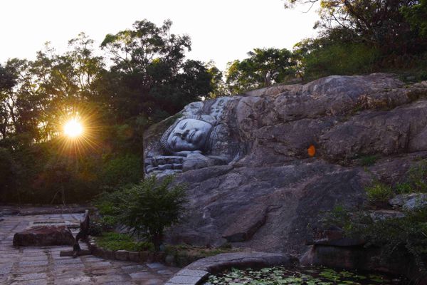 Qingyuan Mountain & Laozi Rock Taoist Culture Day Trip