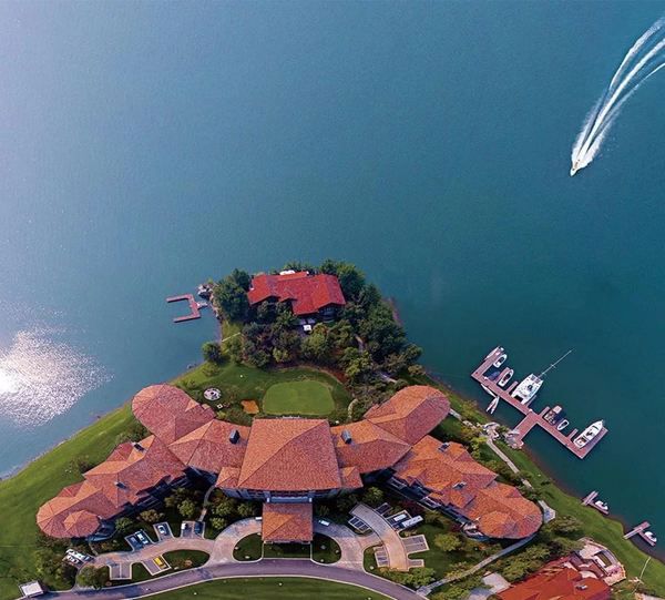 Jinhai Lake: Finding Life in Every Breath (2-Day Beijing Escape)