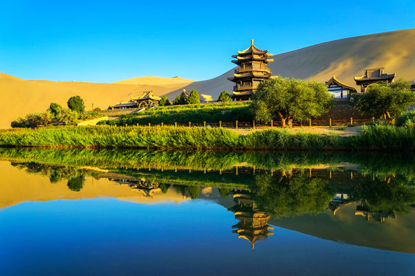 Mingsha Mountain & Crescent Lake