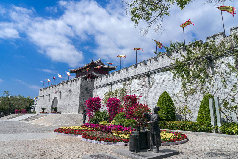 Yazhou Ancient Street