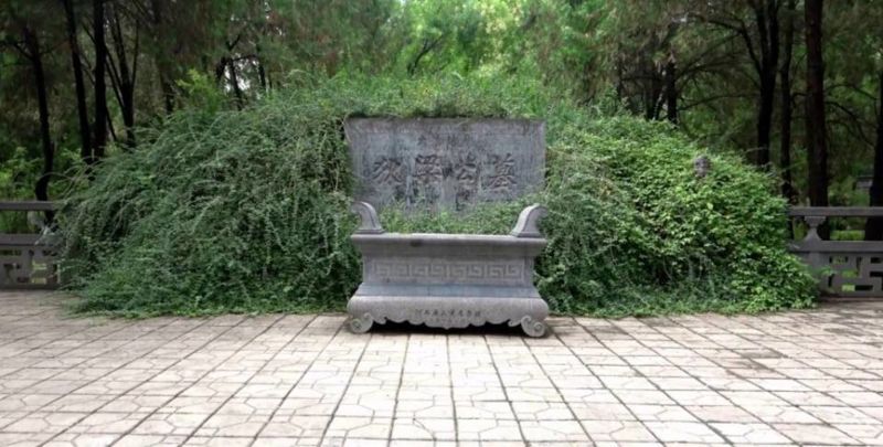 Tomb of Di Renjie