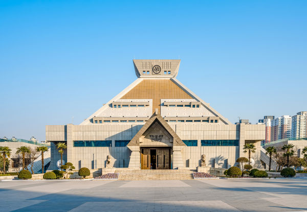 Zhengzhou Ancient Capital & Confucian Culture Day Trip