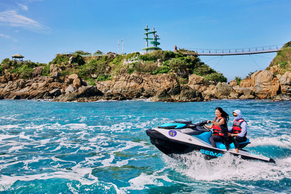 Romantic West Coast Day Trip: Tianya Haijiao & Xidao Island