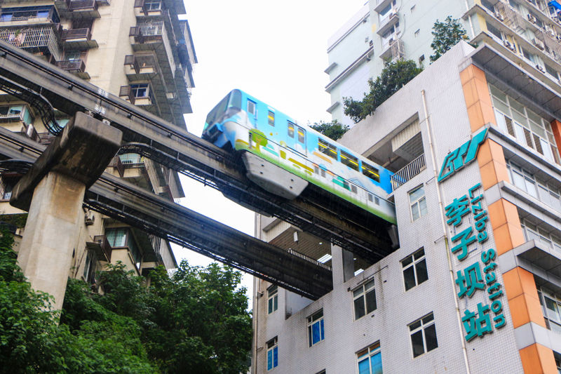 Liziba Monorail Through-Building Viewing Platform