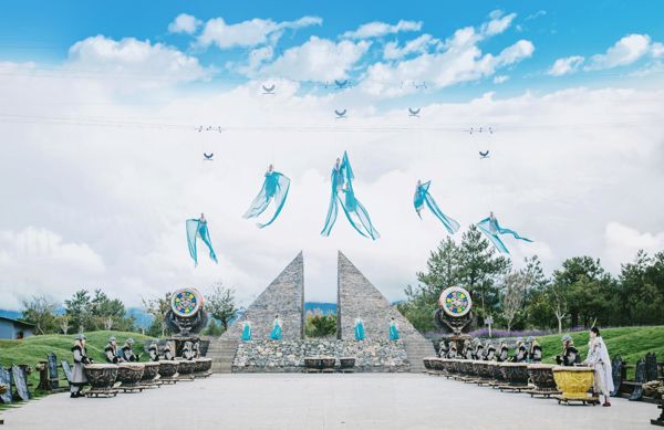 Fly to Lijiang: A Time-Travel Adventure in the Dongba Secret Valley