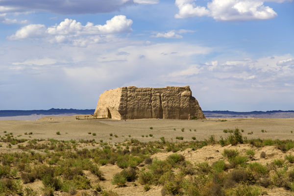 Jade Gate Pass & Han Great Wall Day Trip