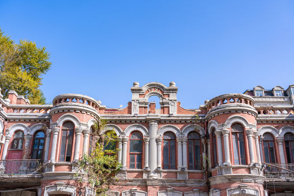 St. Alexey Church, Gogol Street & Children's Park Day Walk