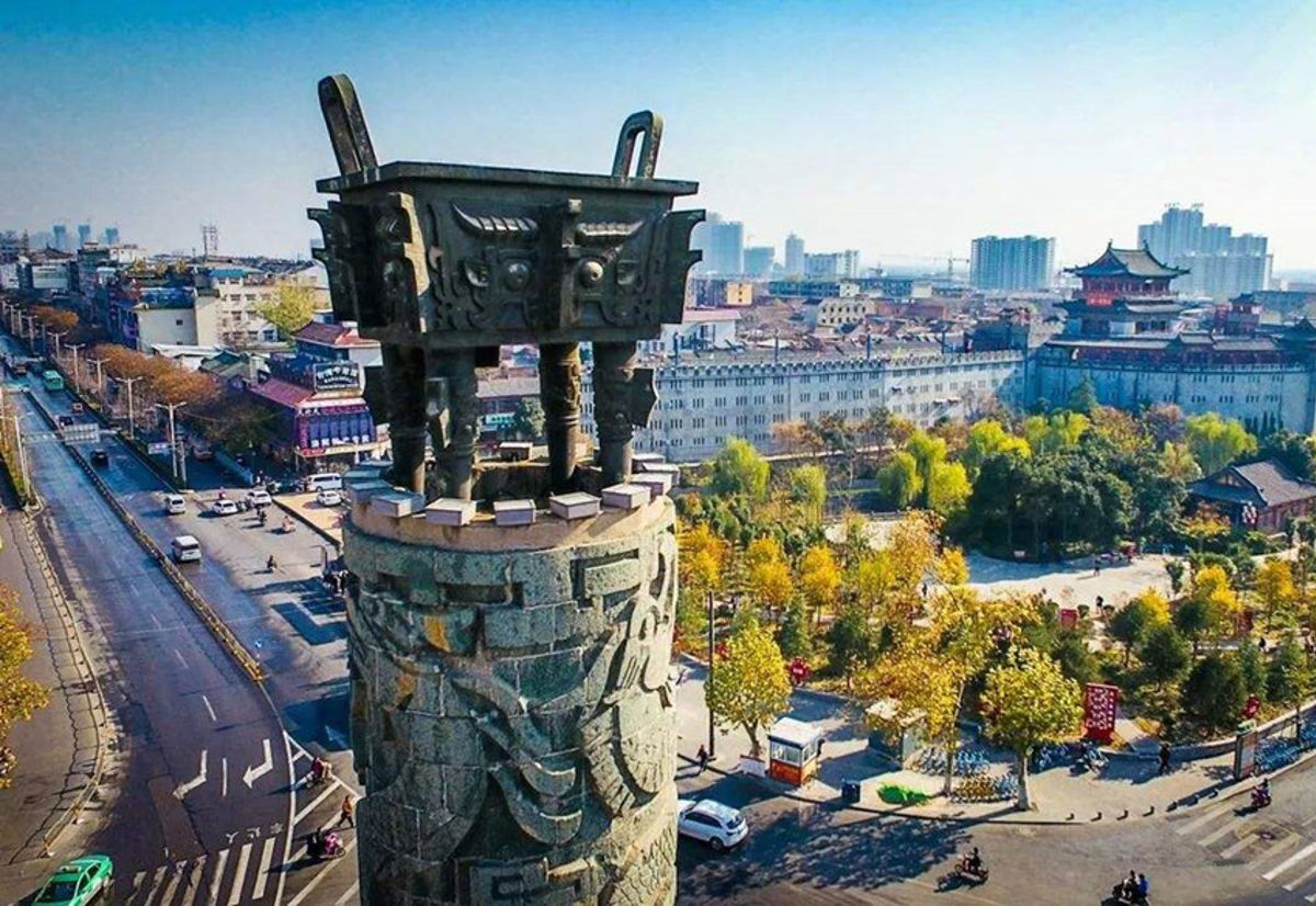 Luoyang's Dingding Road: Where 5,000 Years of Chinese History Converge