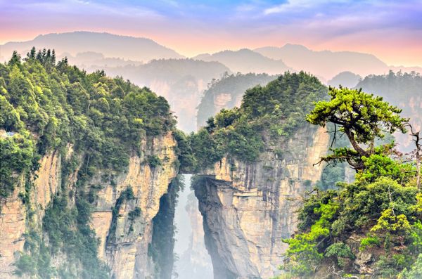 Yangjiajie Peaks & Yuanjiajie Highlights Tour