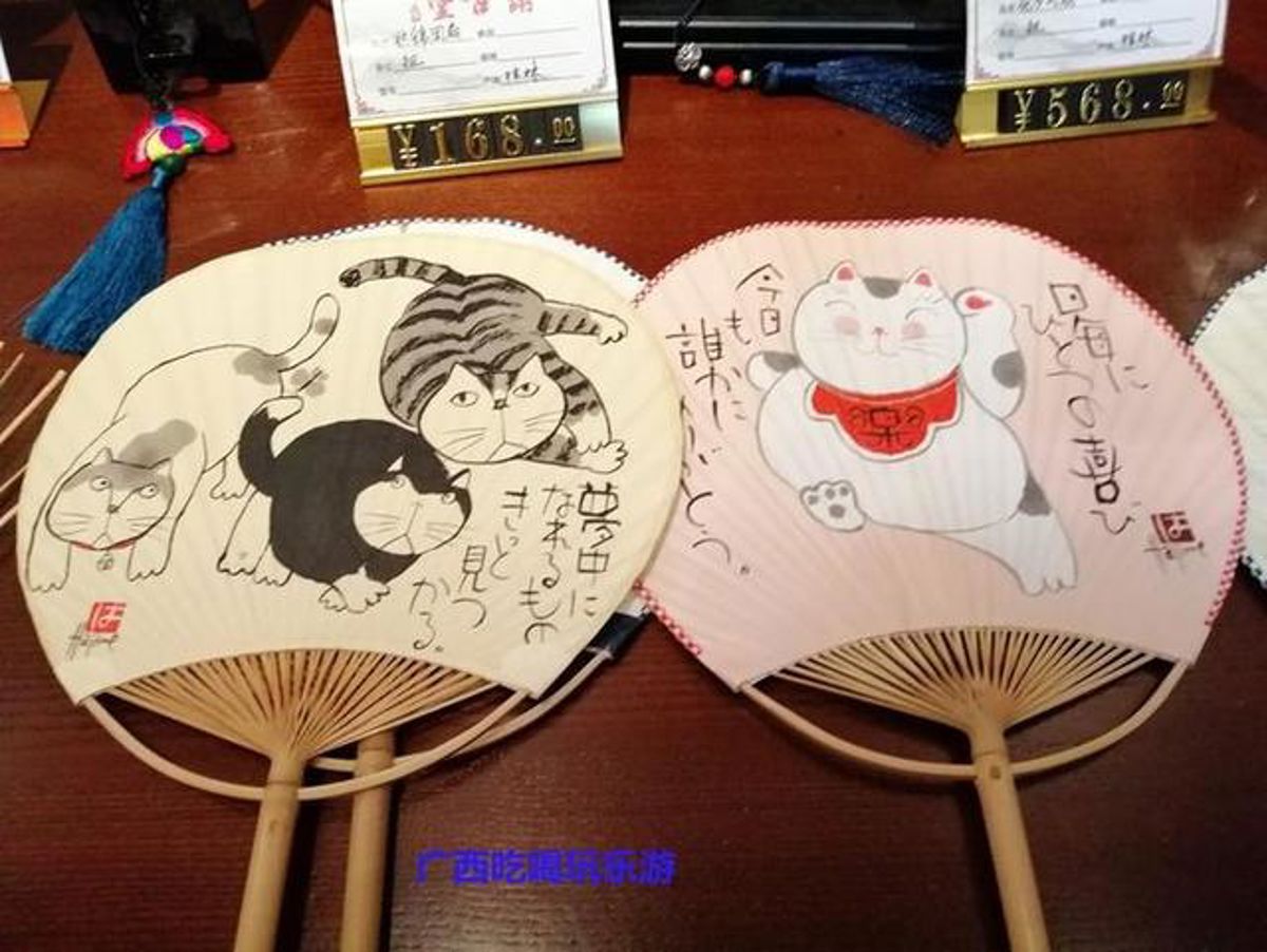 Guilin: Creating Traditional Round Fans in Dongxi Lane's Ancient Storytelling Hall (5 Days)