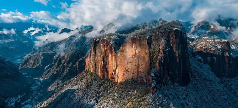 Laojun Mountain Lijiang Danxia Landform Scenic Area (Liming-Liguang Section)