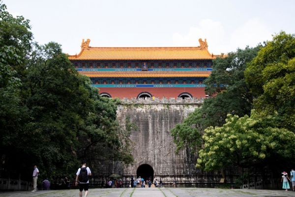 Nanjing: Escaping Summer Heat Through a Luxurious Hotel Staycation (3 Days)